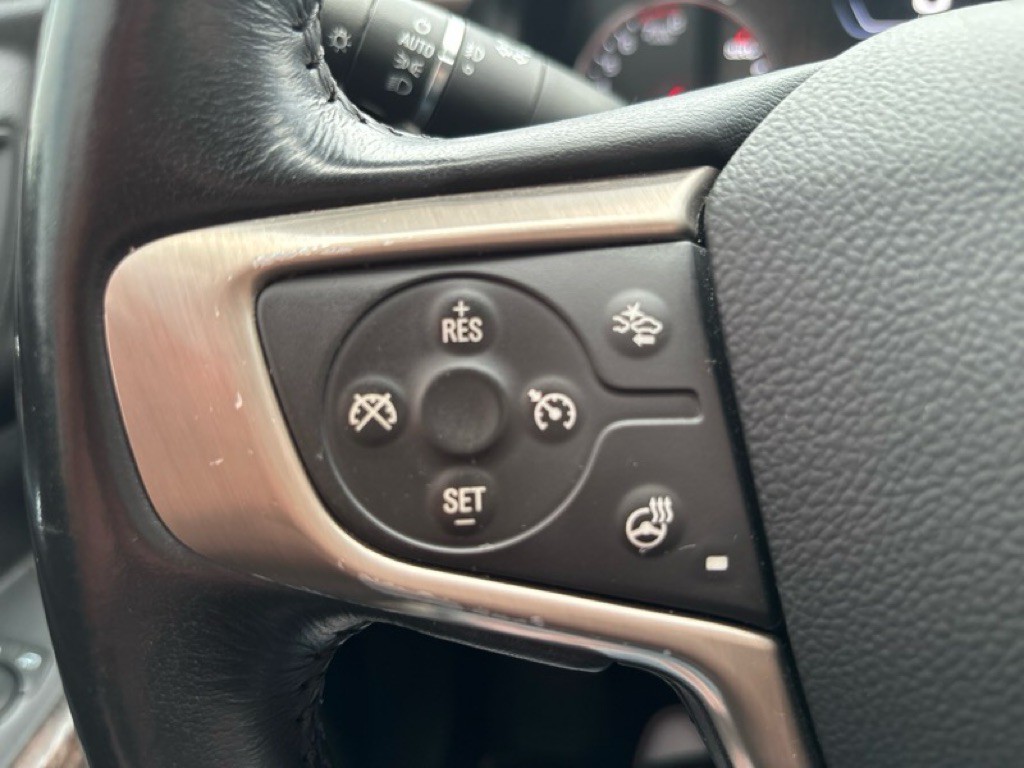 2022 GMC Acadia Image 13
