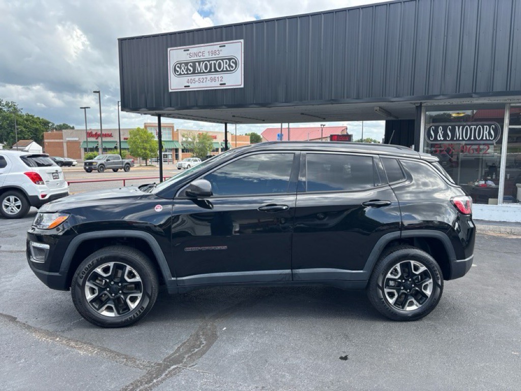 2018 Jeep Compass Image 2