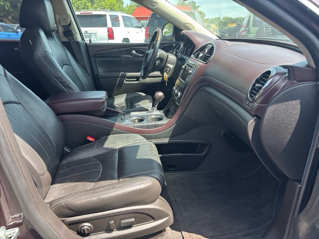 2016 Buick Enclave Image 24