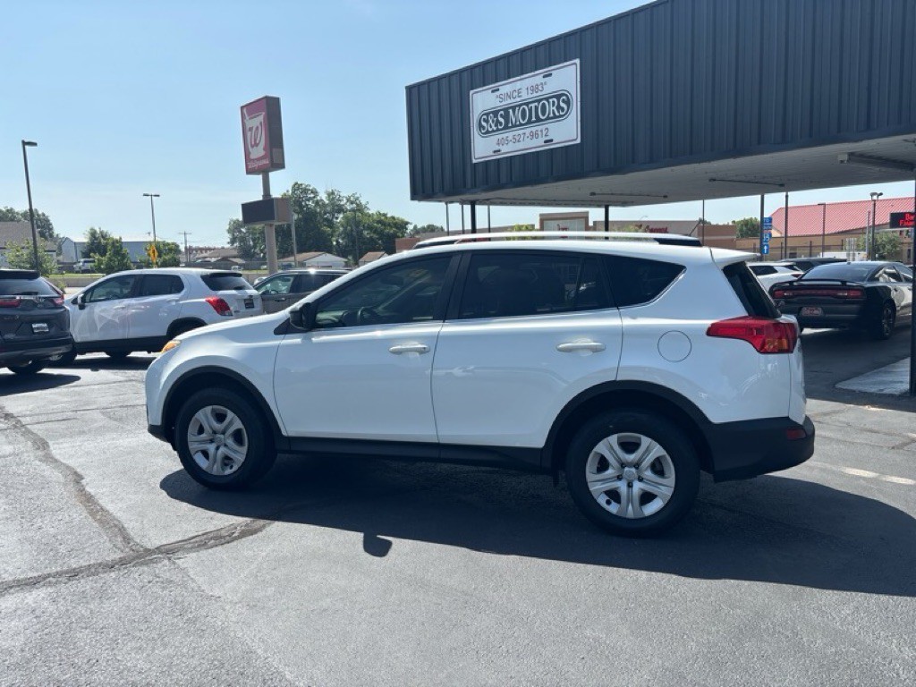 2015 Toyota Rav4 Image 3