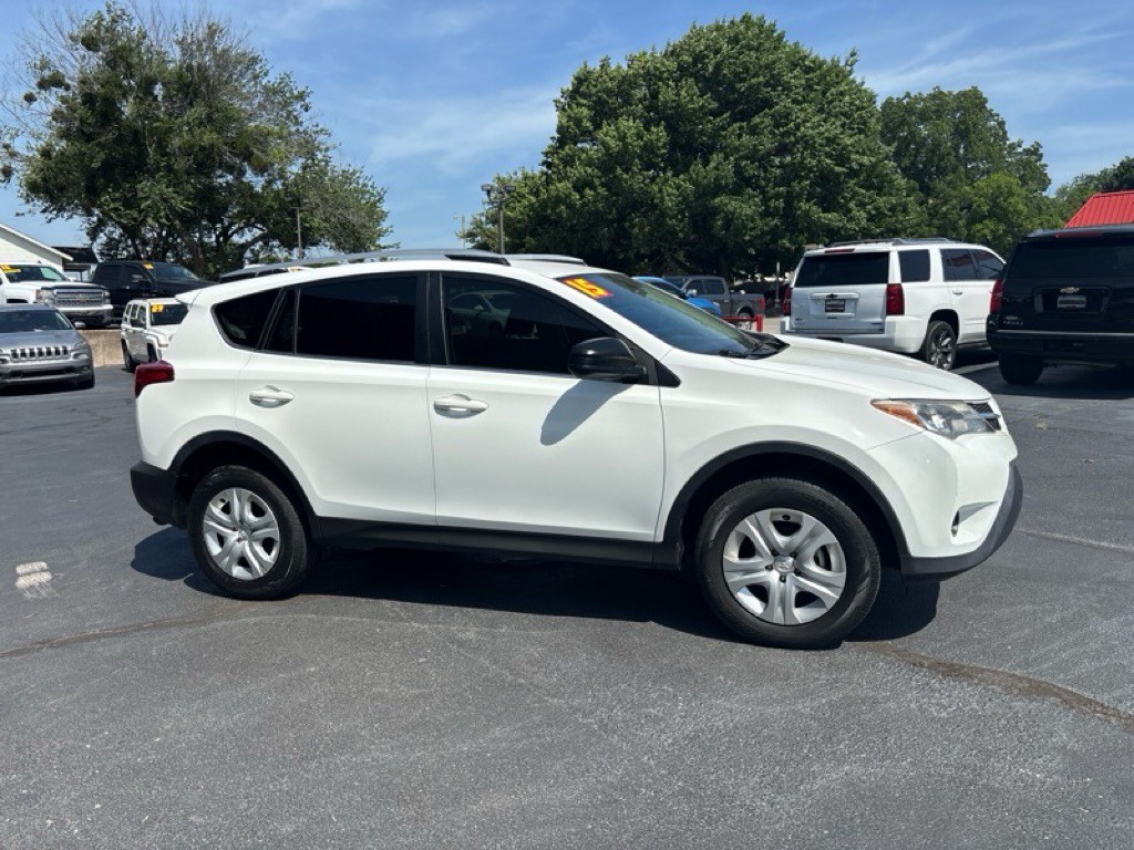 2015 Toyota Rav4 Image 7