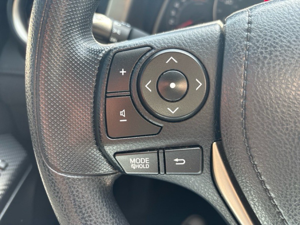 2015 Toyota Rav4 Image 12