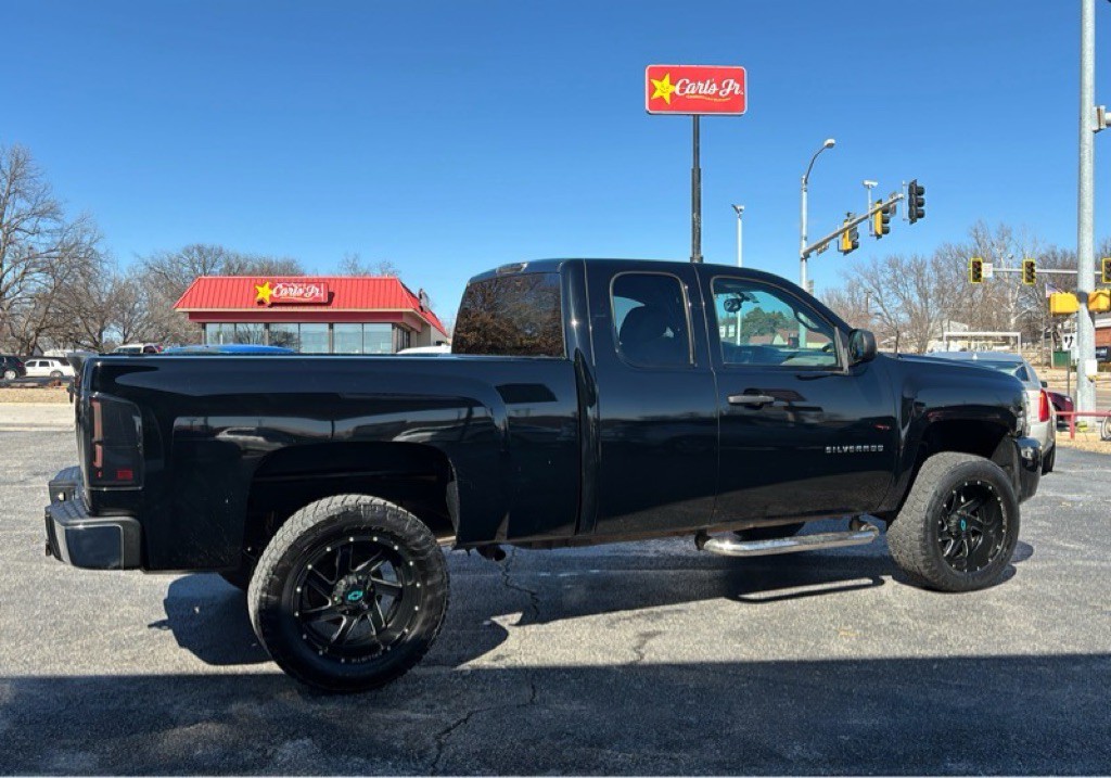 2011 Chevrolet Silverado 1500 Image 5