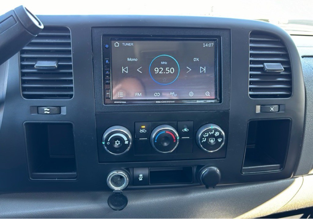 2011 Chevrolet Silverado 1500 Image 12