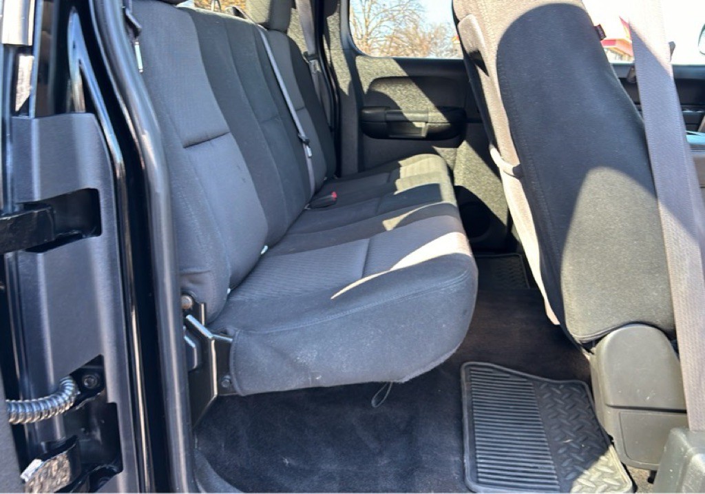 2011 Chevrolet Silverado 1500 Image 19