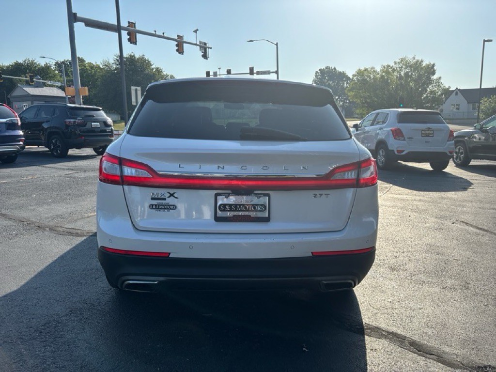 2017 Lincoln MKX Image 4