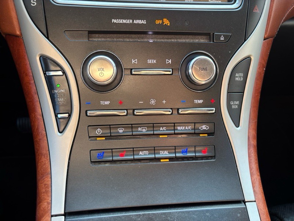 2017 Lincoln MKX Image 16