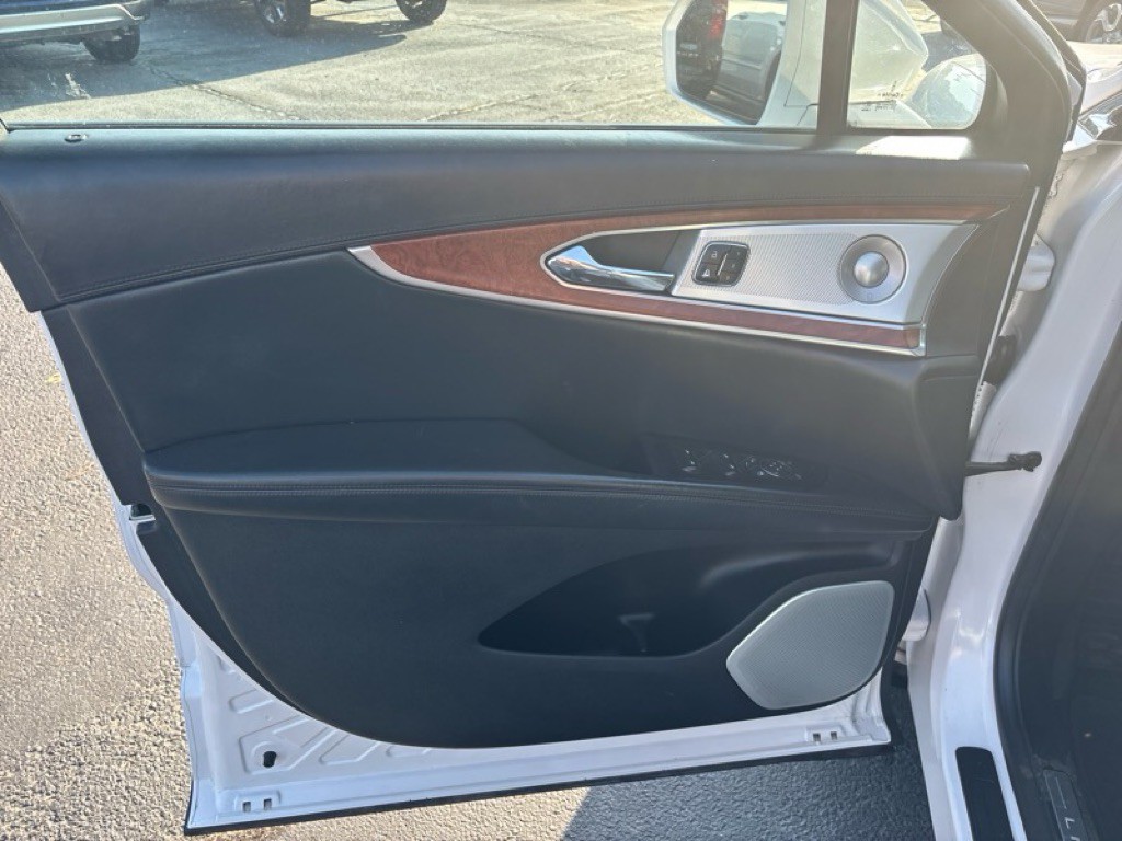 2017 Lincoln MKX Image 19