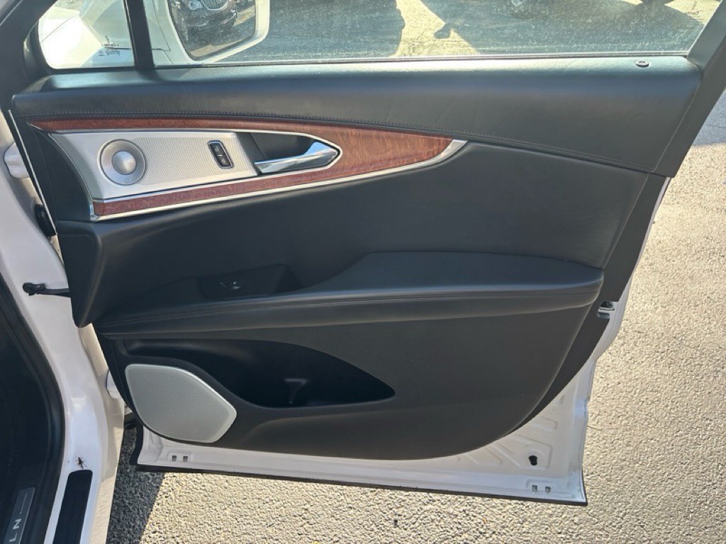 2017 Lincoln MKX Image 26