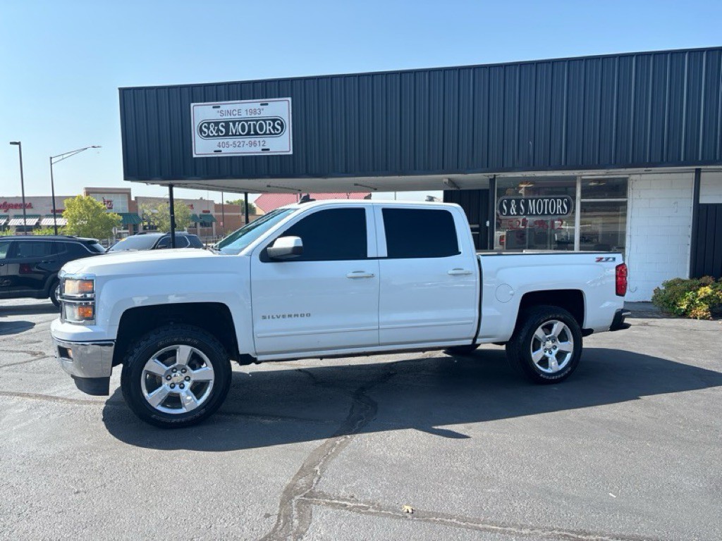 2015 Chevrolet Silverado 1500 Image 1