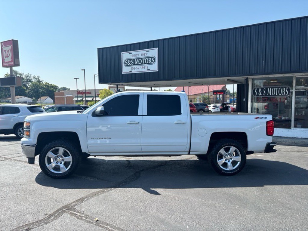 2015 Chevrolet Silverado 1500 Image 2
