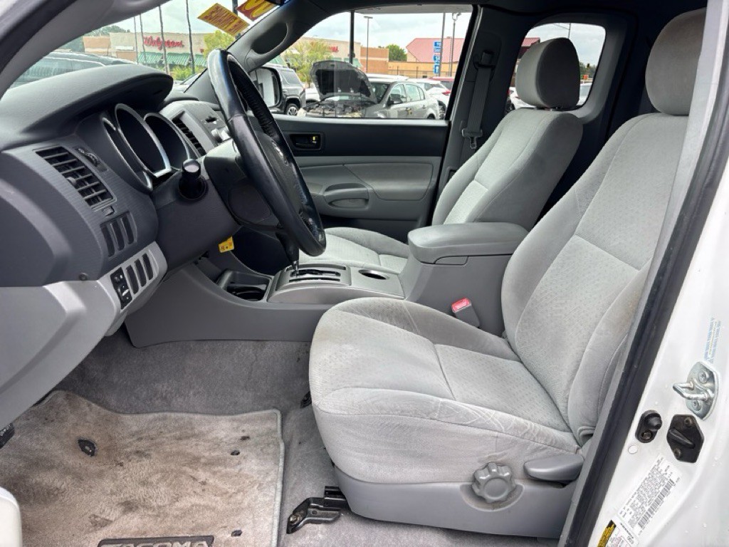 2006 Toyota Tacoma Image 9
