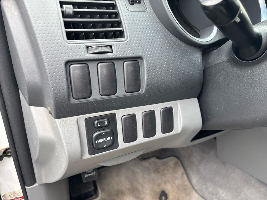 2006 Toyota Tacoma Image 10