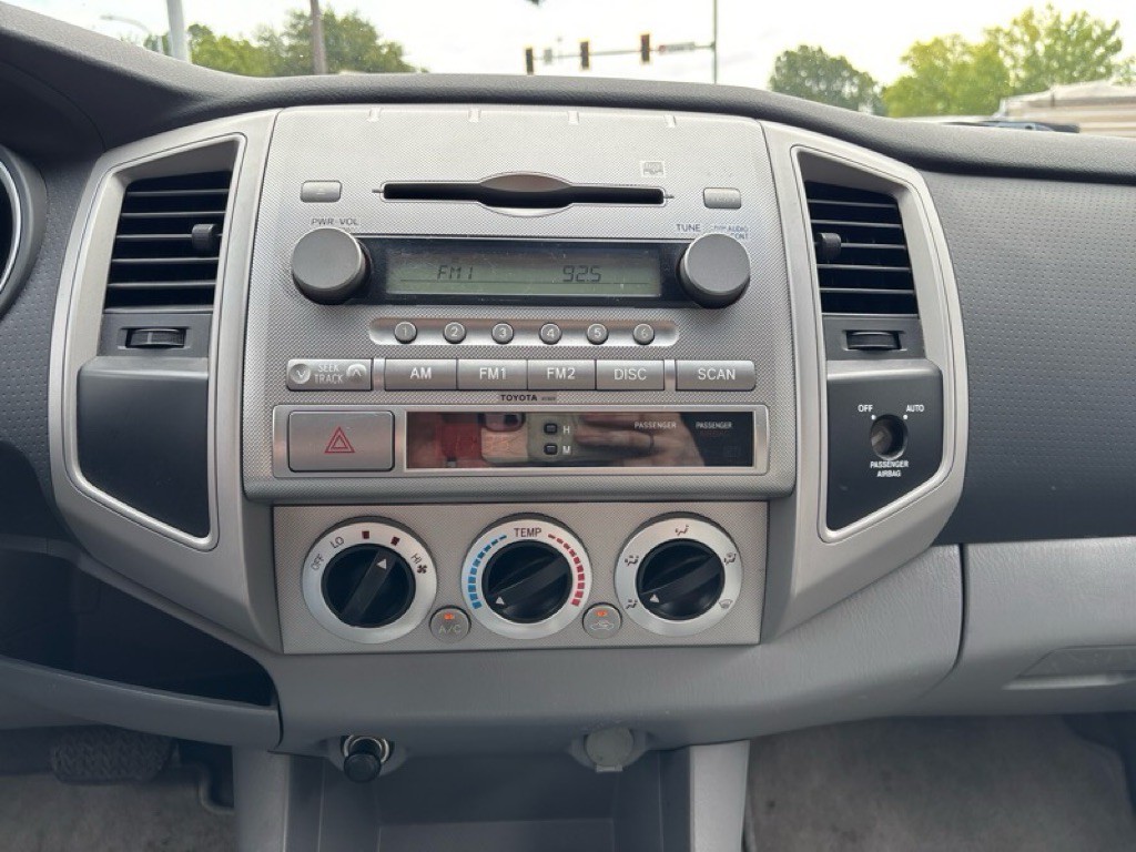 2006 Toyota Tacoma Image 13
