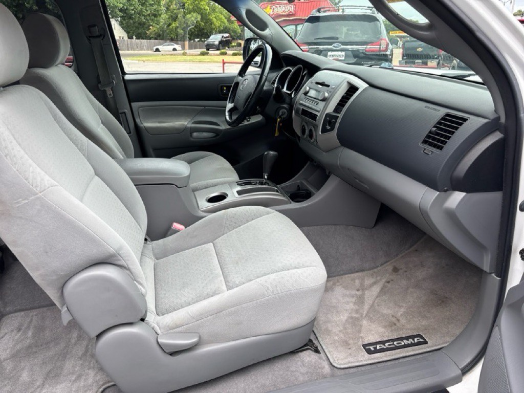 2006 Toyota Tacoma Image 19
