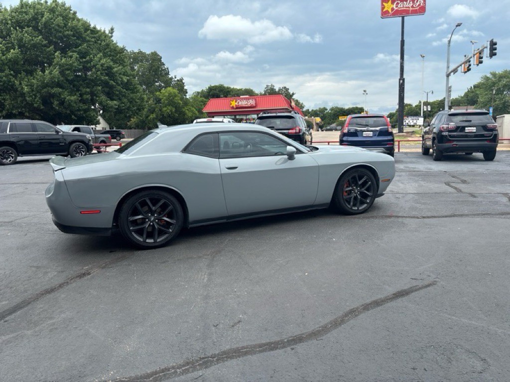 2015 Dodge Challenger Image 5