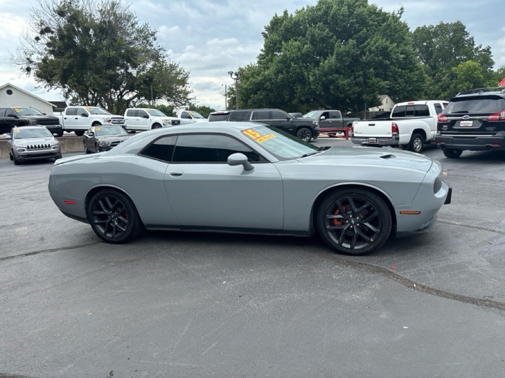 2015 Dodge Challenger Image 7