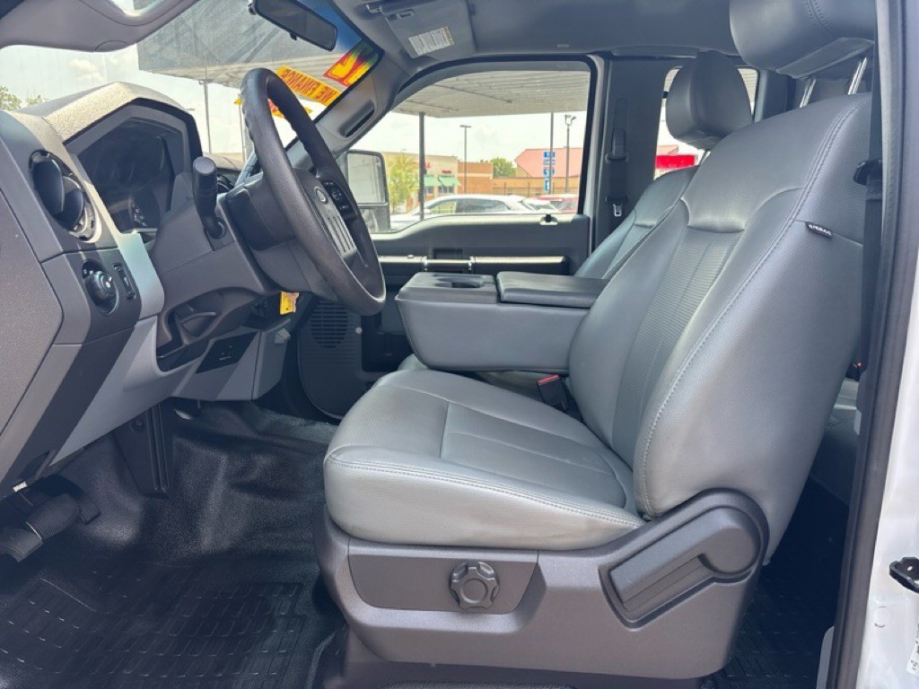 2012 Ford F-350 Image 9
