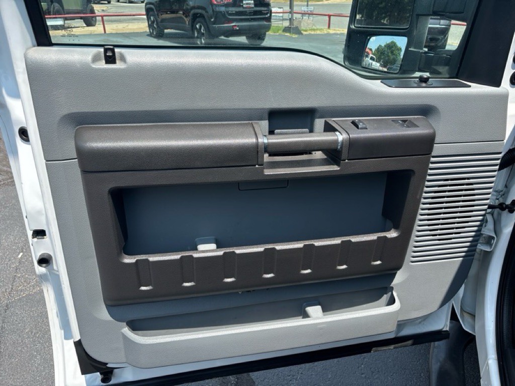 2012 Ford F-350 Image 15