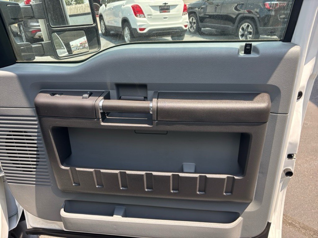 2012 Ford F-350 Image 21