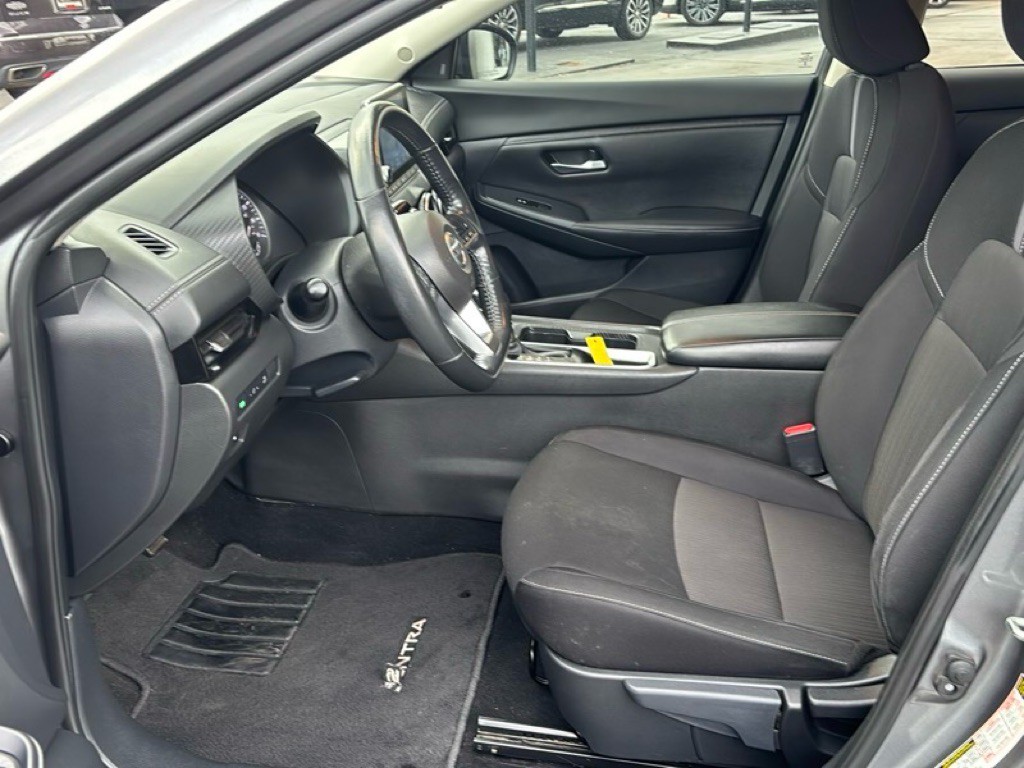 2022 Nissan Sentra Image 9