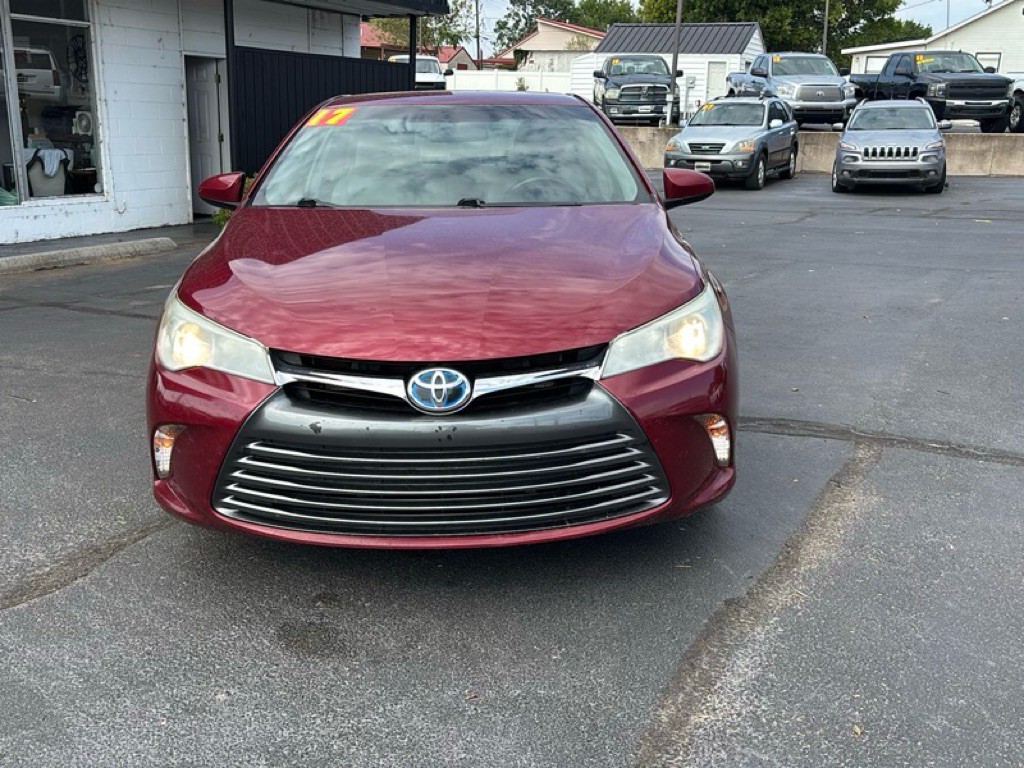 2017 Toyota Camry Image 8