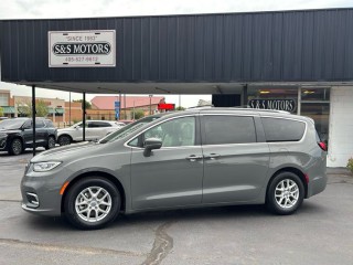 Image for 2021 Chrysler Pacifica Touring L ID: 7627623