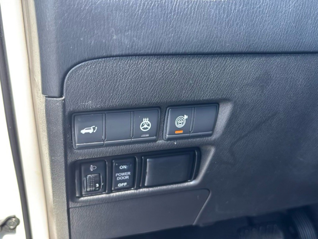 2018 Nissan Armada Image 11