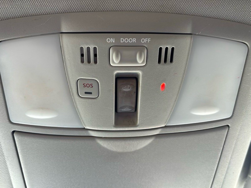 2018 Nissan Armada Image 18