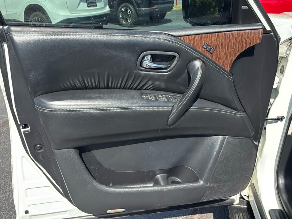 2018 Nissan Armada Image 19