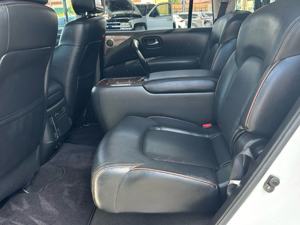 2018 Nissan Armada Image 20