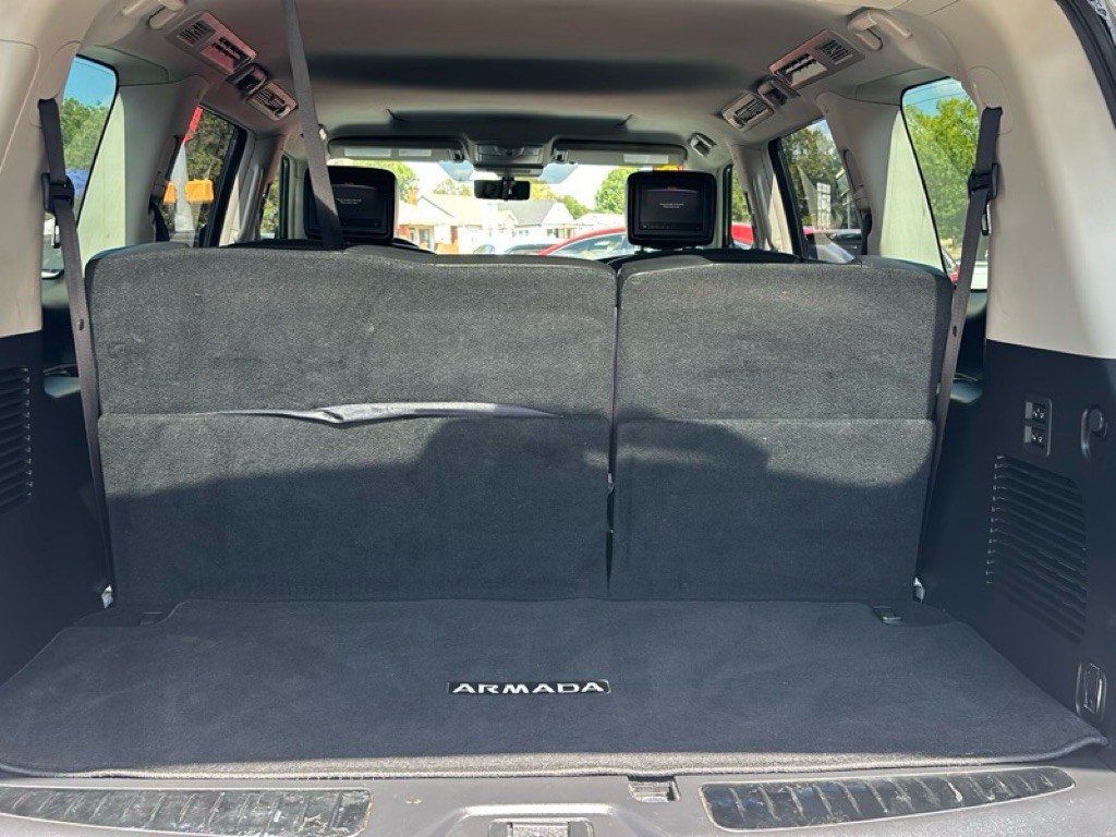 2018 Nissan Armada Image 22