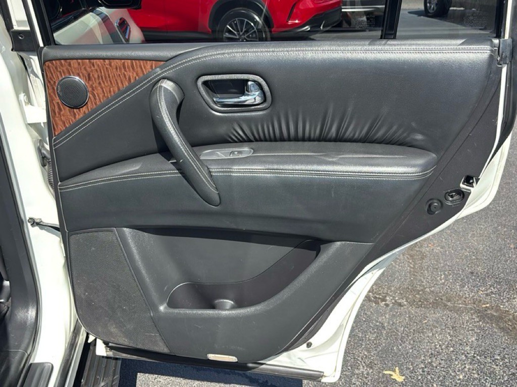 2018 Nissan Armada Image 24
