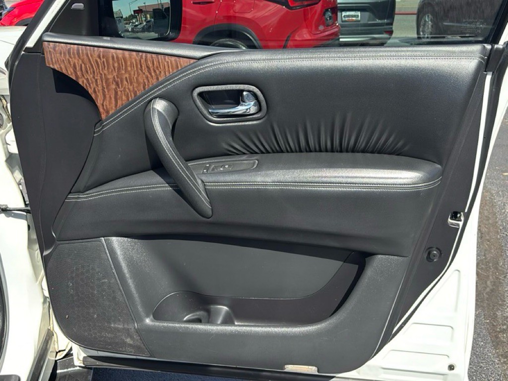 2018 Nissan Armada Image 26