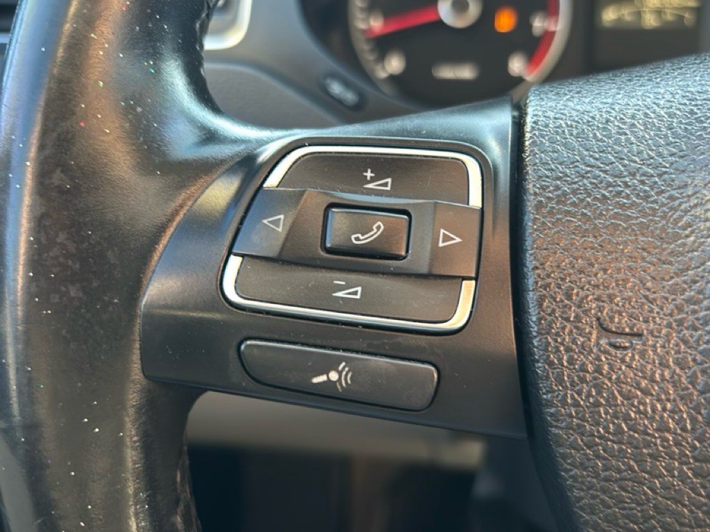 2013 Volkswagen Jetta Image 12
