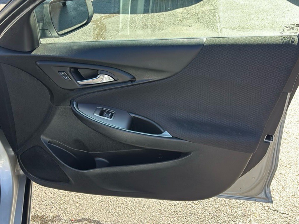 2021 Chevrolet Malibu Image 21