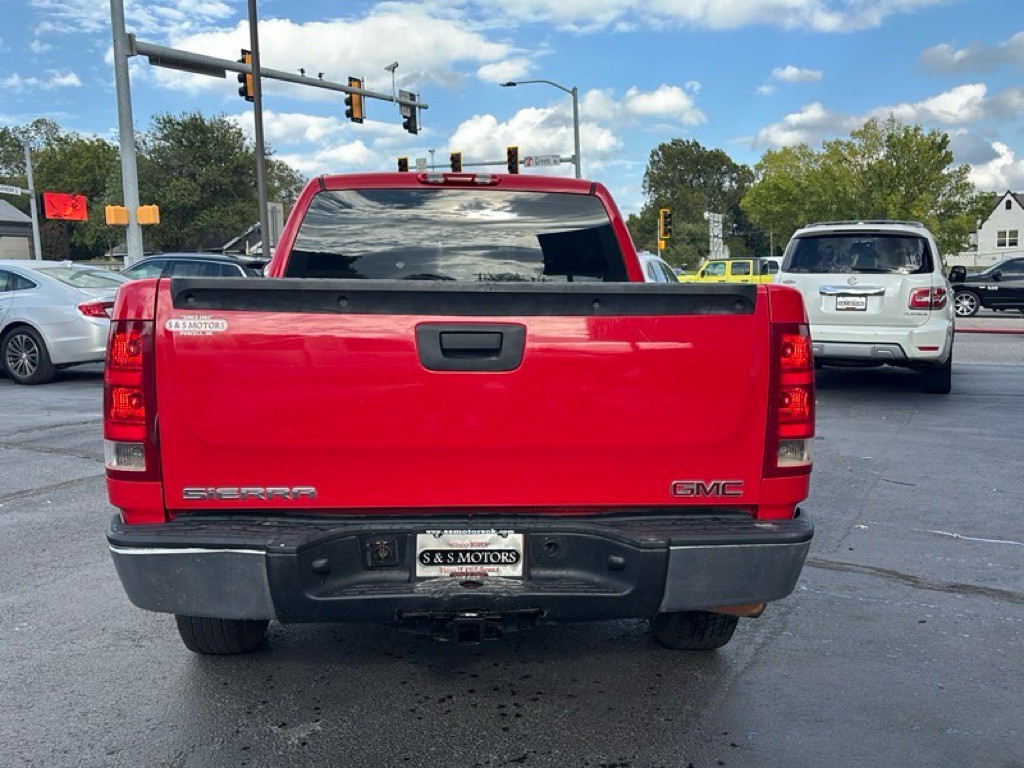 2008 GMC Sierra Image 64
