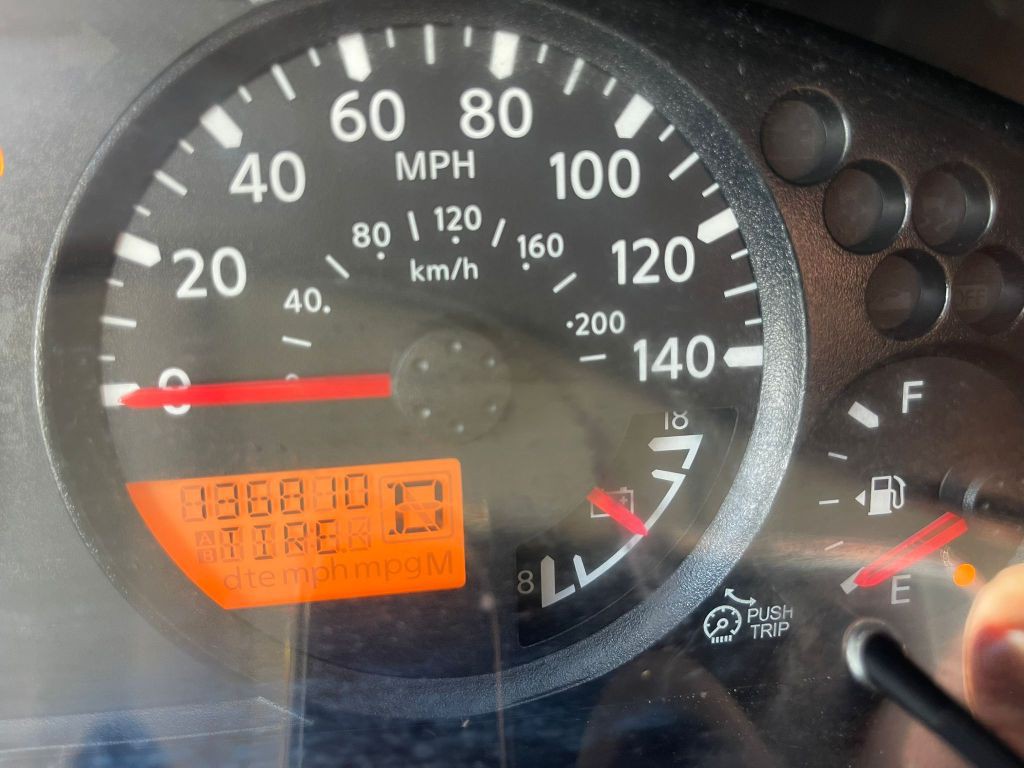 2012 Nissan Frontier Image 17