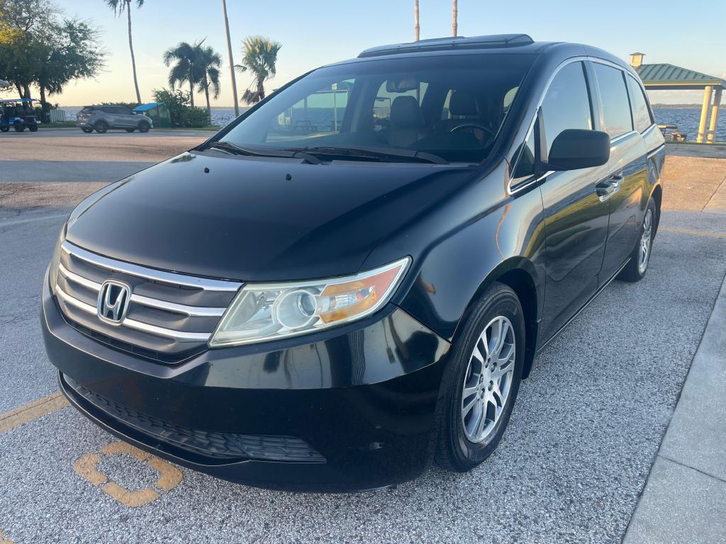 2011 Honda Odyssey Image 4