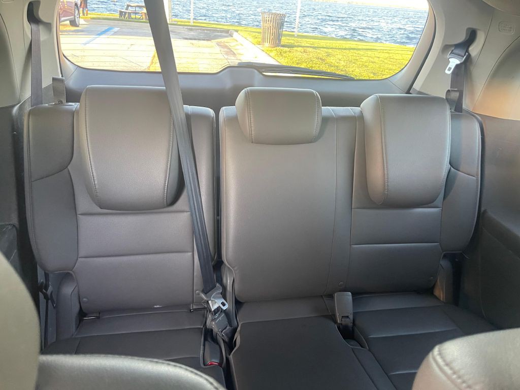 2011 Honda Odyssey Image 13