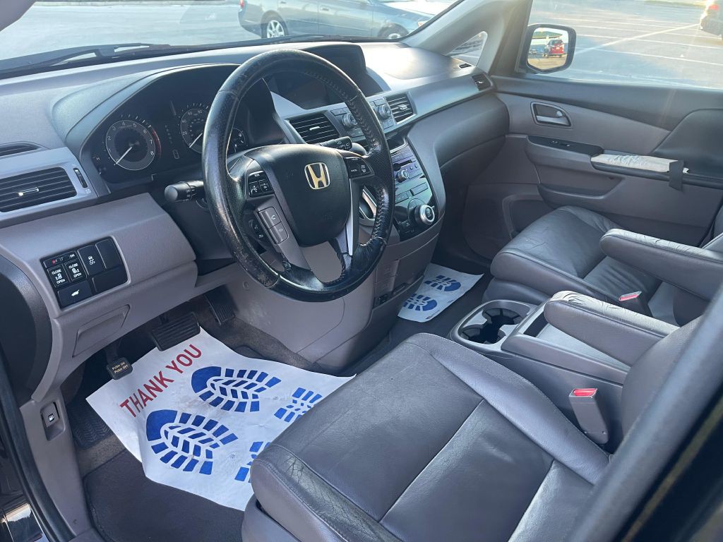 2011 Honda Odyssey Image 17