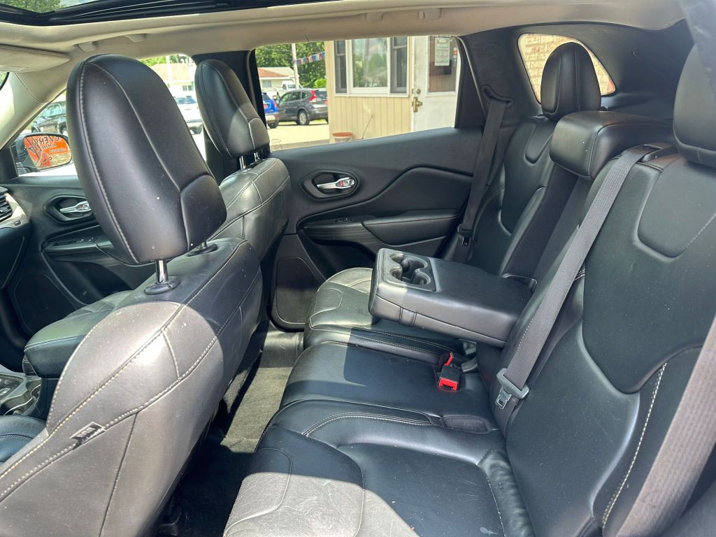 2016 Jeep Cherokee Image 7