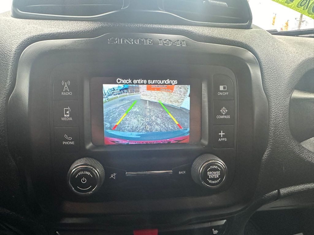 2017 Jeep Renegade Image 10