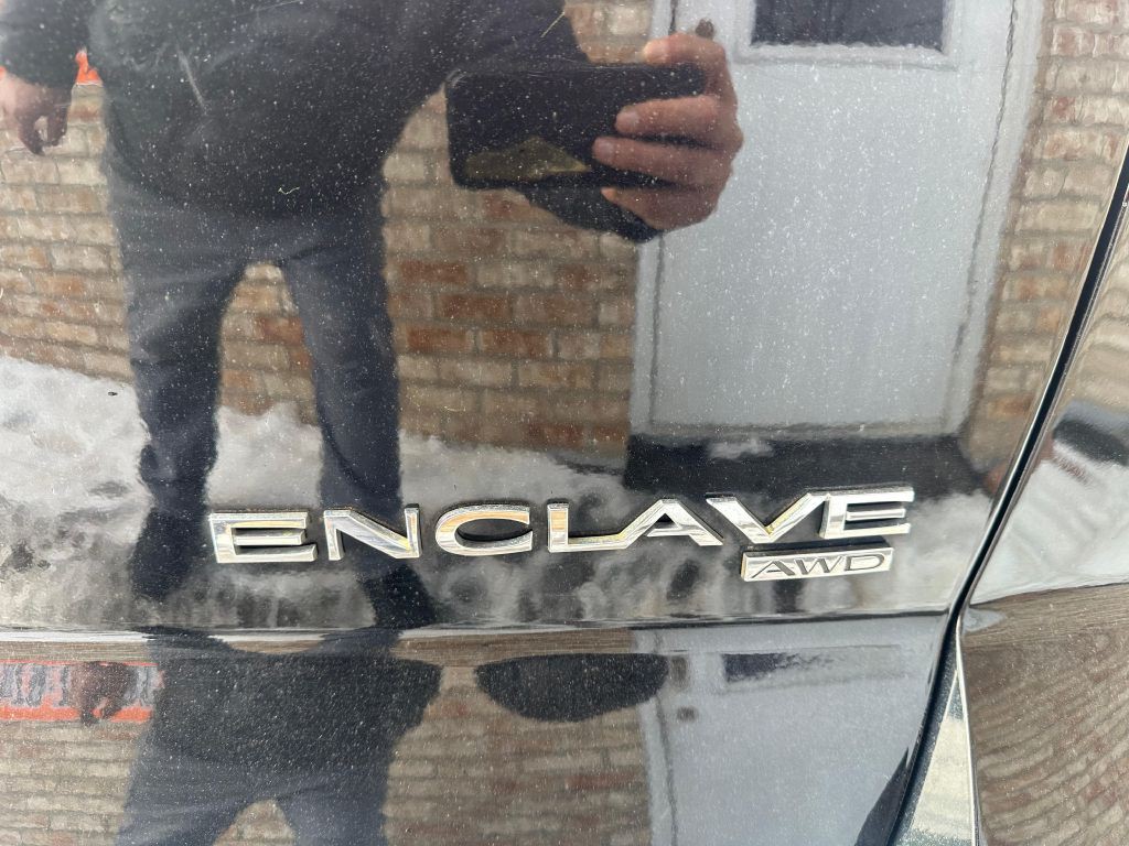 2017 Buick Enclave Image 5