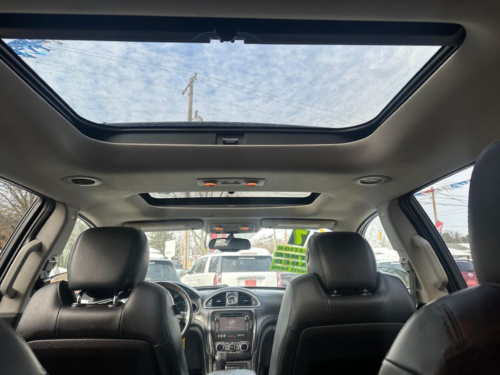 2017 Buick Enclave Image 7