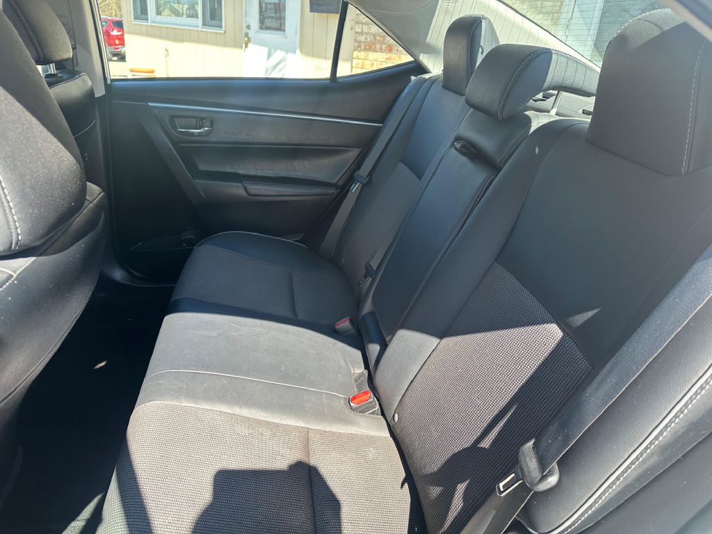 2015 Toyota Corolla Image 6