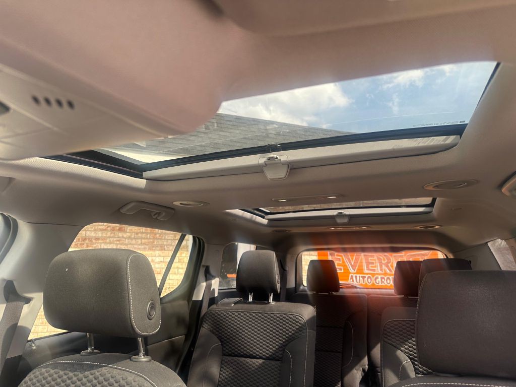 2017 GMC Acadia Image 12