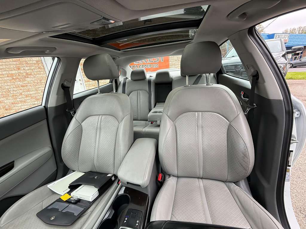 2018 Kia Optima Image 10