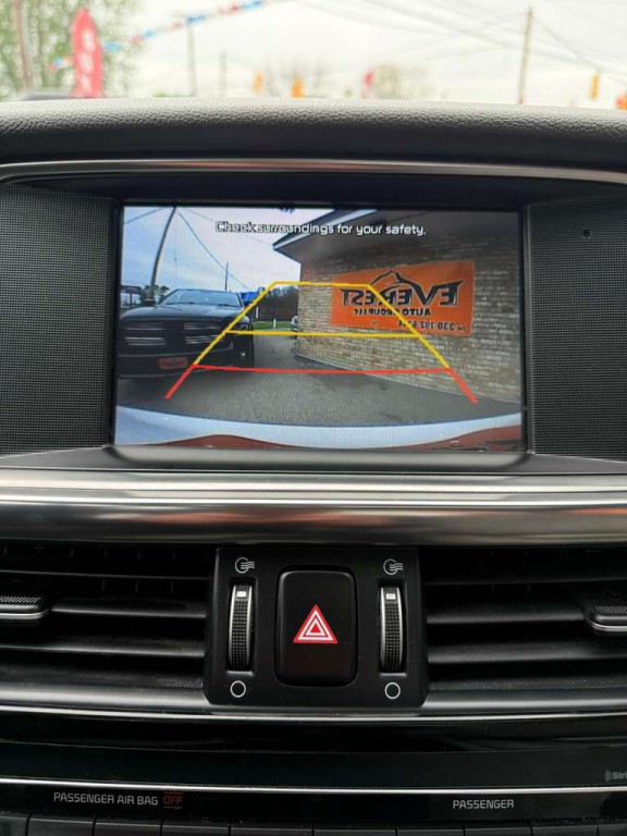 2018 Kia Optima Image 12