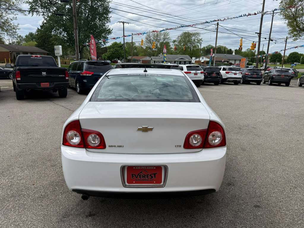 2009 Chevrolet Malibu Image 8